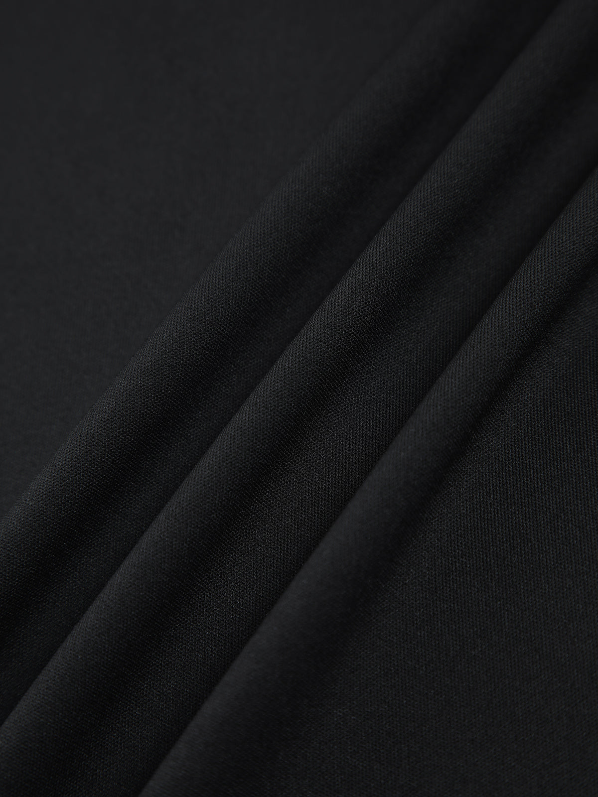 Robe courte à bretelles carrées à ourlet volanté