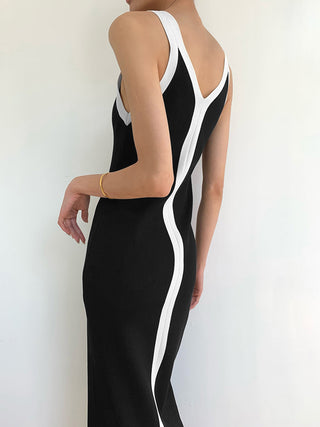 Robe longue monochrome à col en V