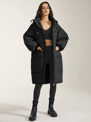 Manteau long matelassé à capuche