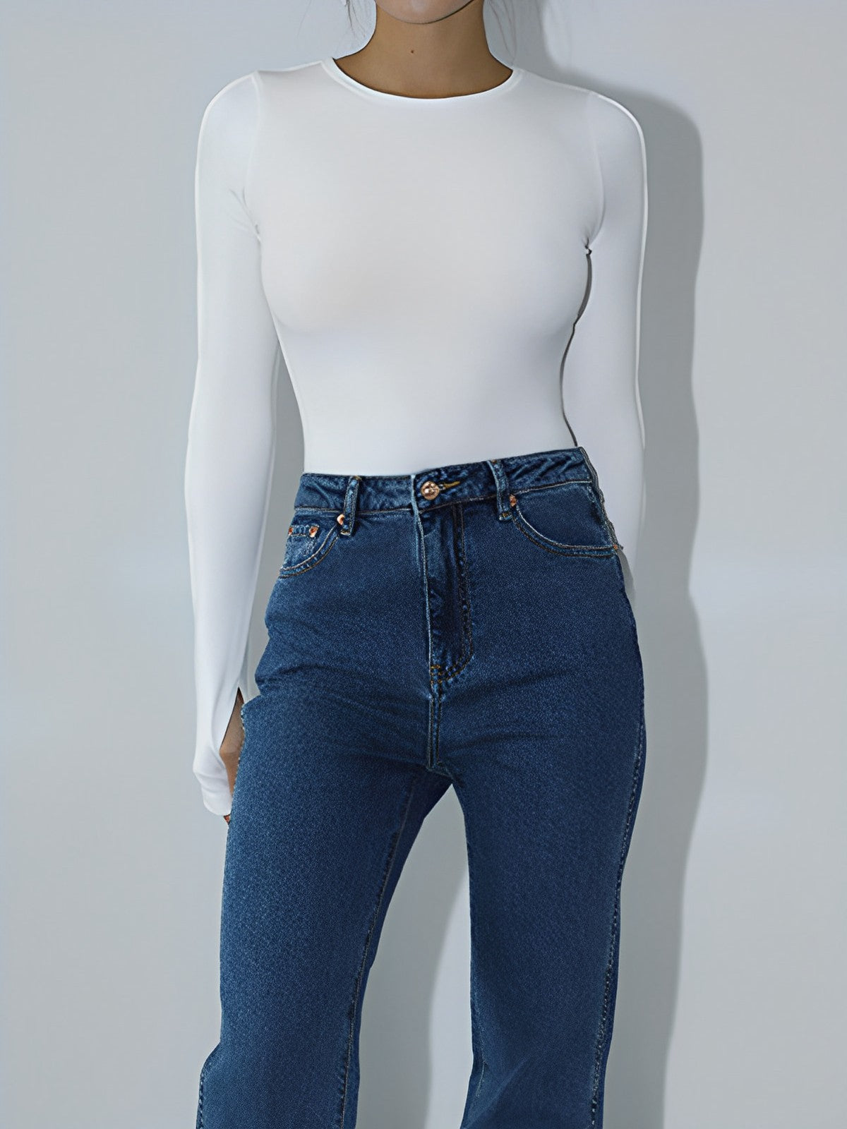 Body noir à manches longues avec découpe en forme de serrure