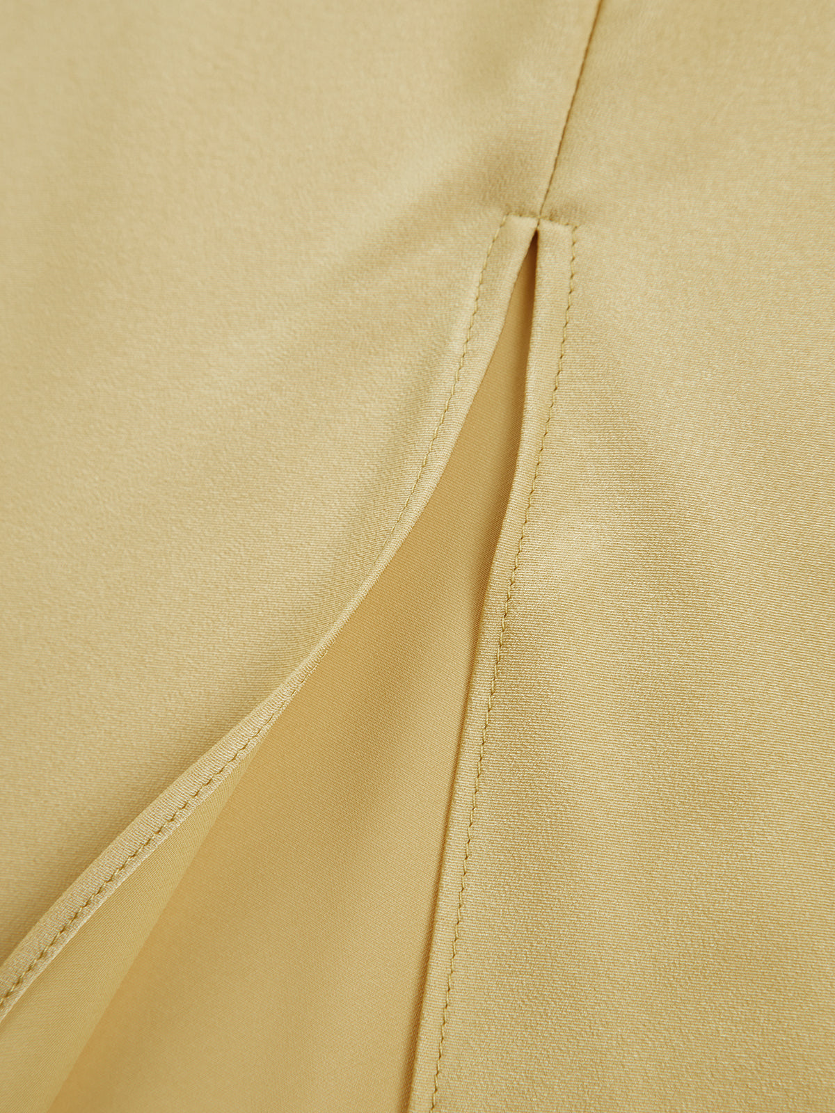 Robe longue fendue en satin à dos ouvert Moonlight