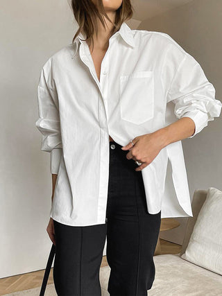 Chemise boutonnée minimaliste