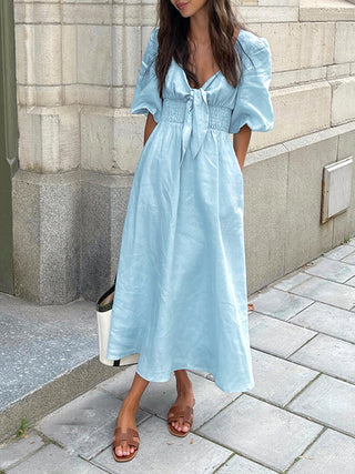 Robe midi en lin et coton à nouer sur le devant