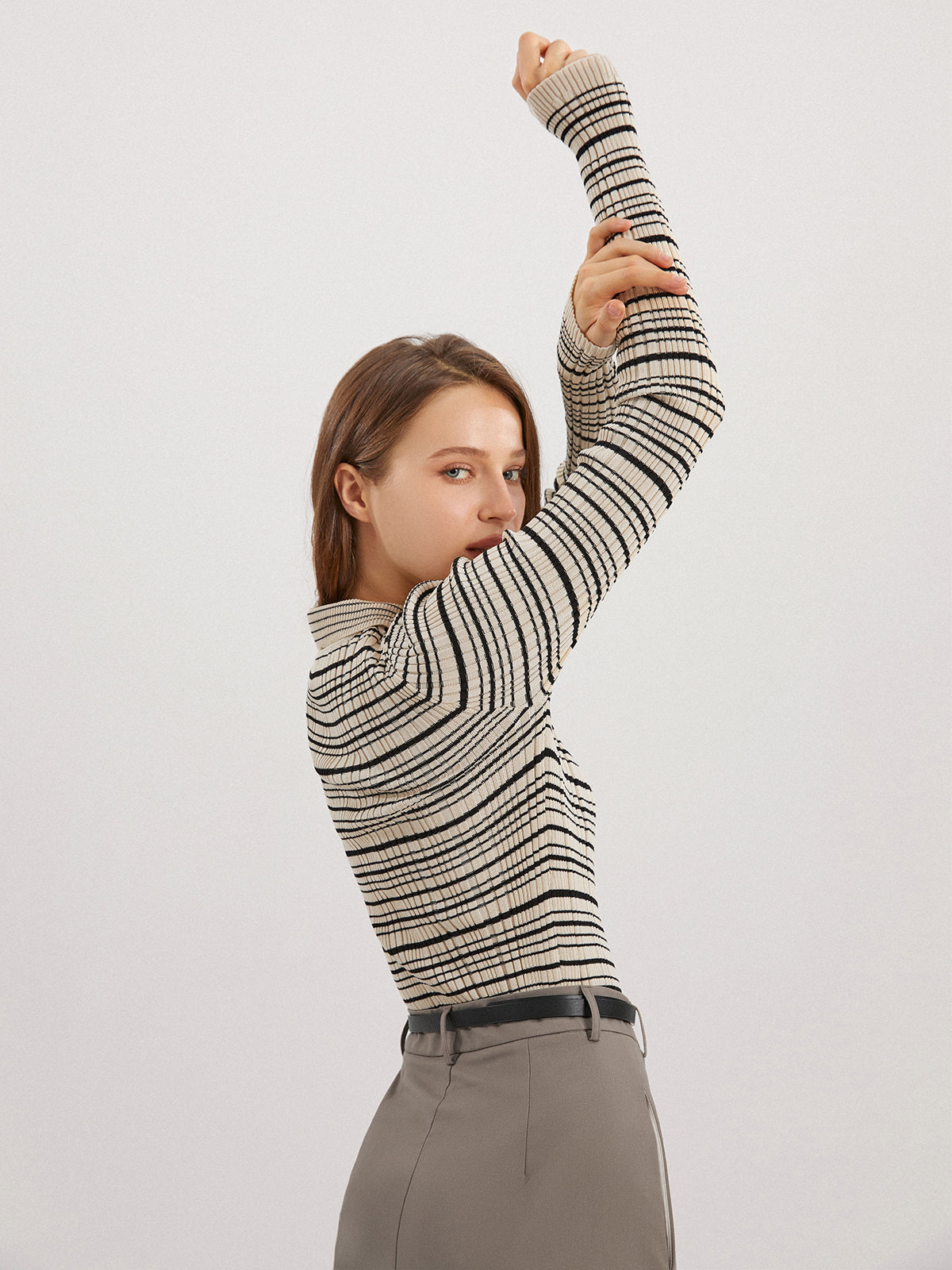 Haut tricoté avec notation musicale