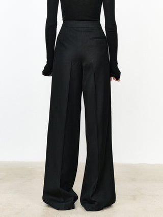 Pantalon de costume droit à bouton asymétrique