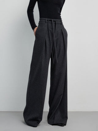 Pantalon taille mi-haute solide avec poches et cravate assortie