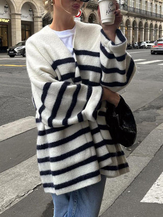 Cardigan oversize à rayures avec poche tricotée