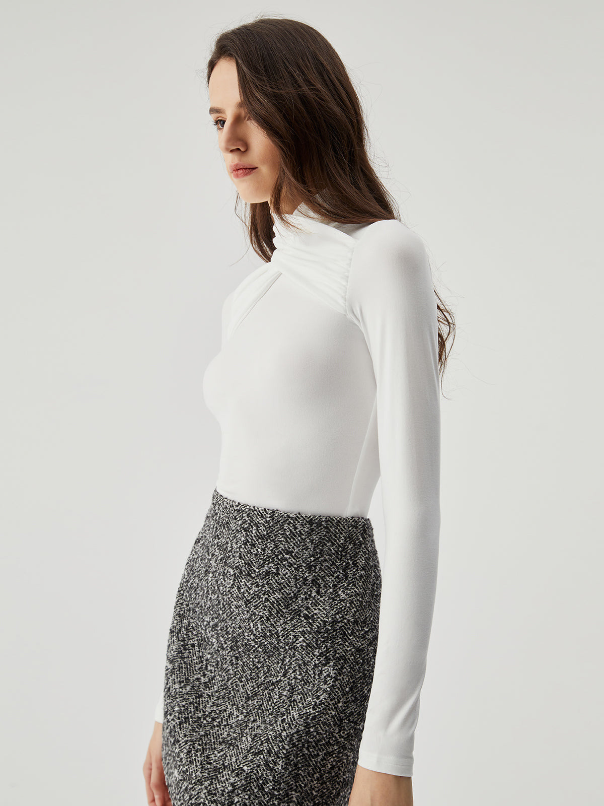 Criss Cross Neck Long Sleeve Slinky Top