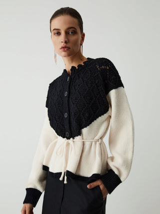 Pull en tricot pointelle à patchwork avec lien à nouer sur le devant