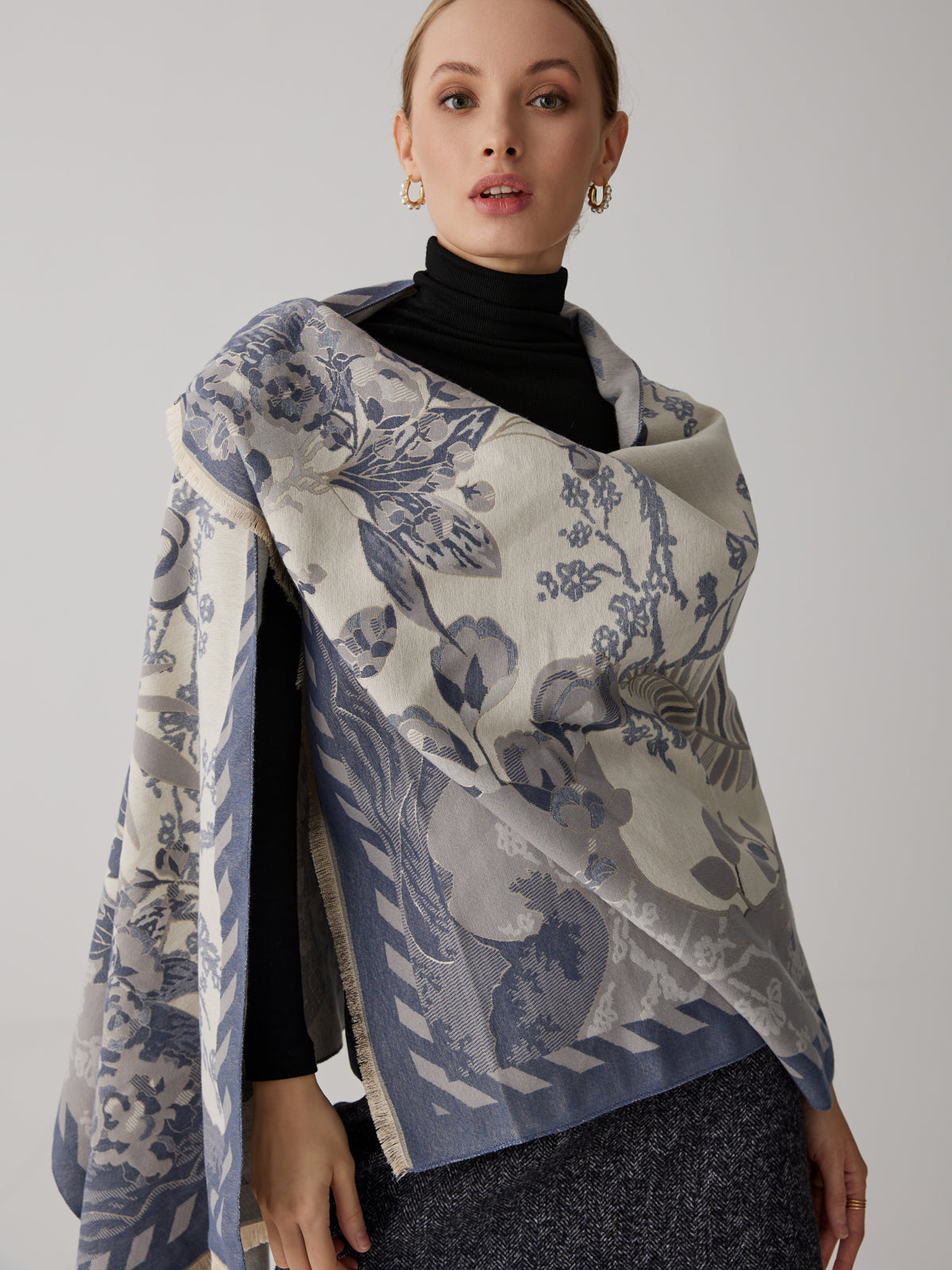 Écharpe en coton jacquard vintage avec motif de plantes et de fleurs