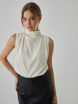 Blouse sans manches à col montant plissé