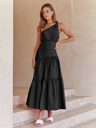 Robe midi à épaule asymétrique nouée