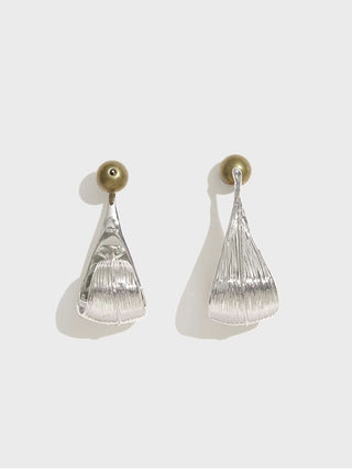 Boucles d'oreilles en forme de feuille brillante