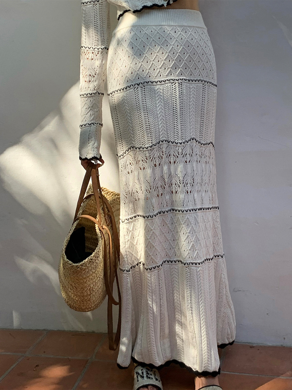 Jupe longue en tricot à bordure contrastante