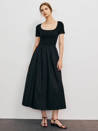 Robe midi plissée à encolure ronde unie