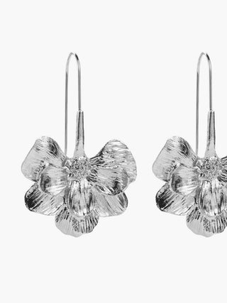 Boucles d'oreilles en fleur épanouie