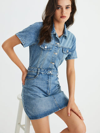 Robe courte en denim à poches à boutons multiples