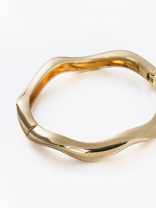 Wave Molded Hinge Bracelet