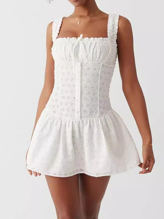 Robe en coton à encolure carrée froncée